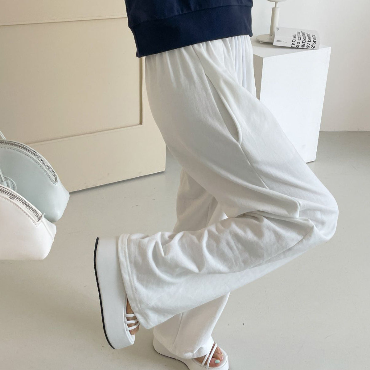 ピンタック ワイドスウェットパンツ