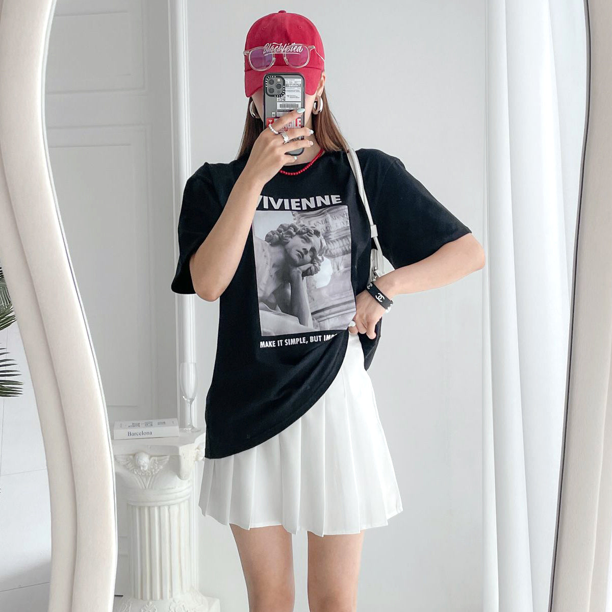 VIVIENNE Tシャツ