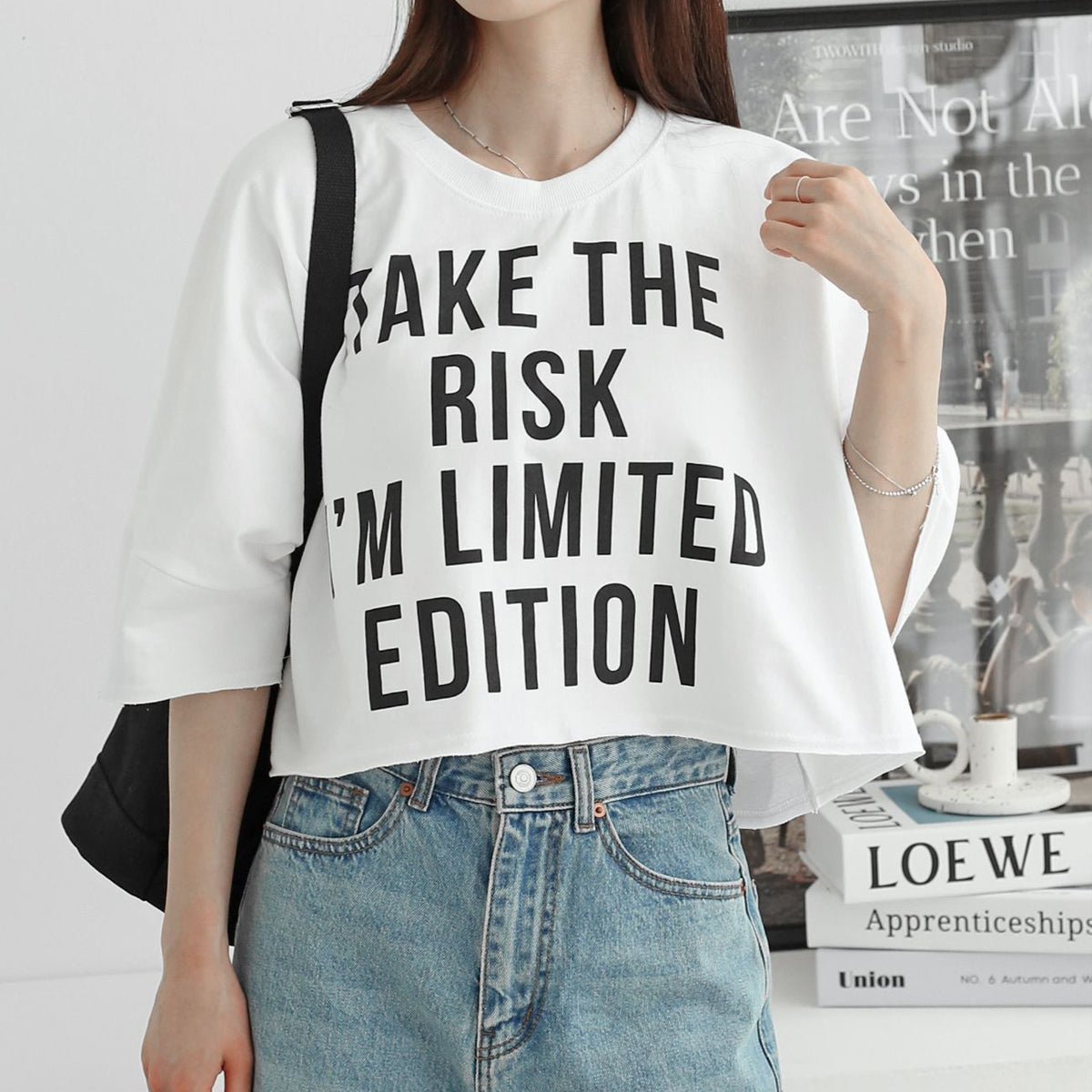 IM LIMITED クロップTシャツ