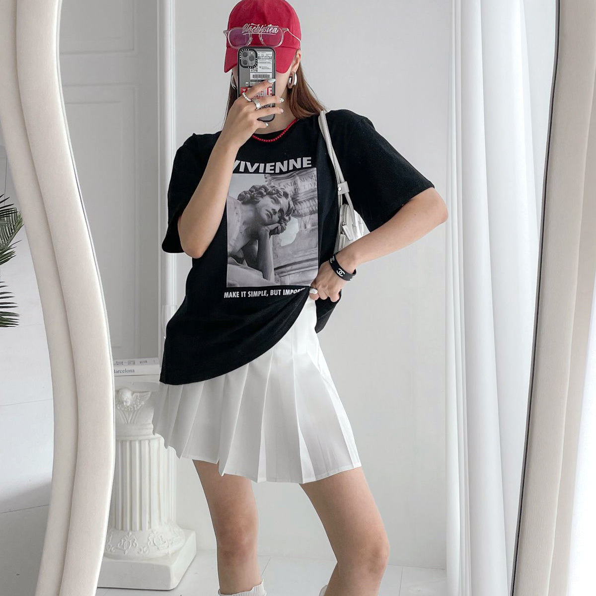 VIVIENNE Tシャツ