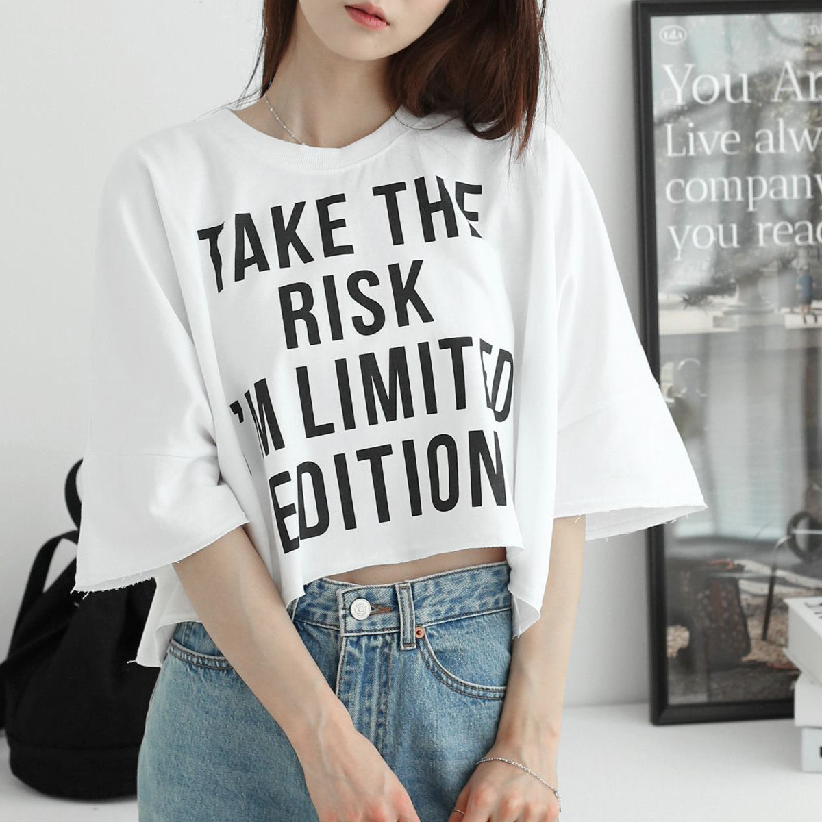 IM LIMITED クロップTシャツ