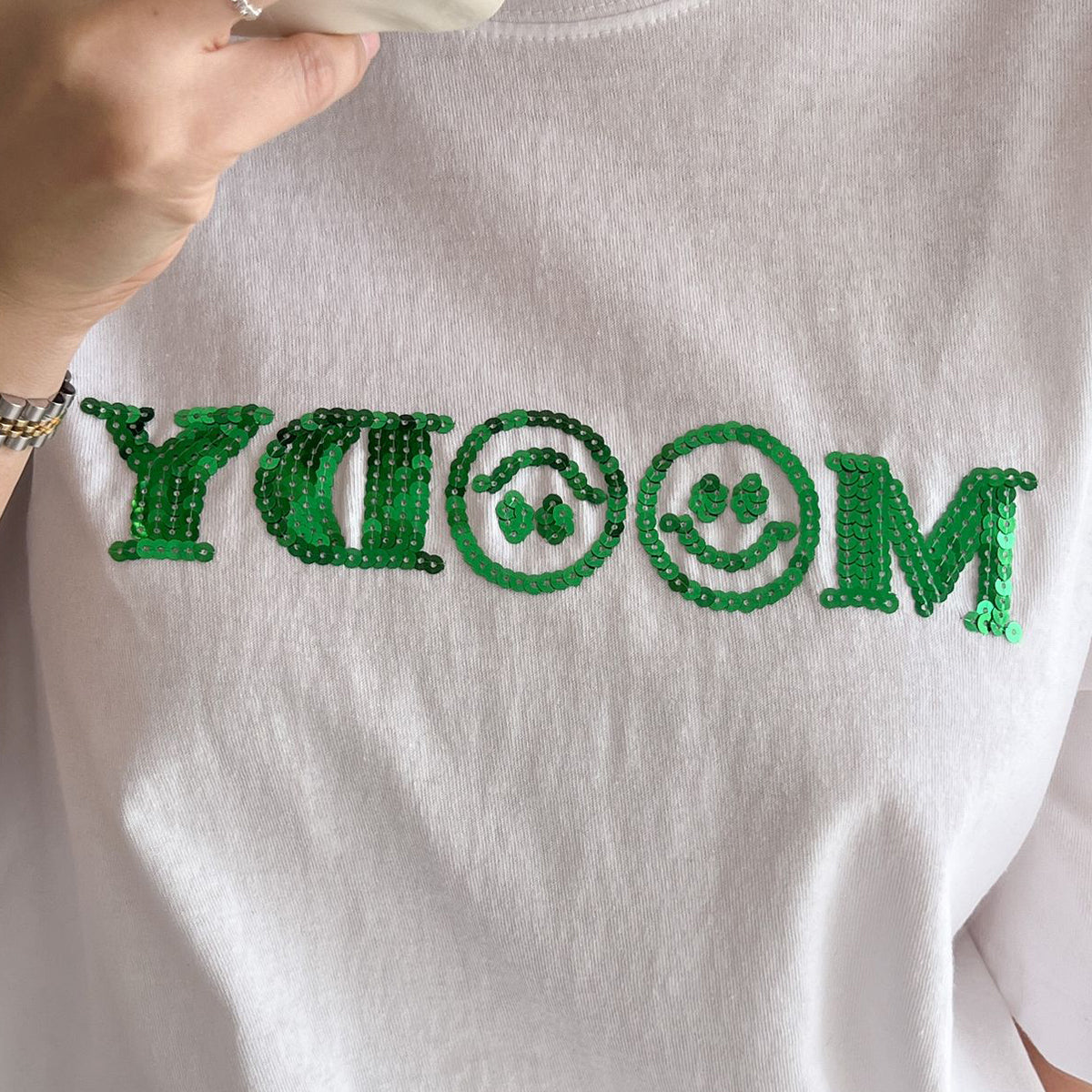 Tシャツ スマイル MOODY スパンコール