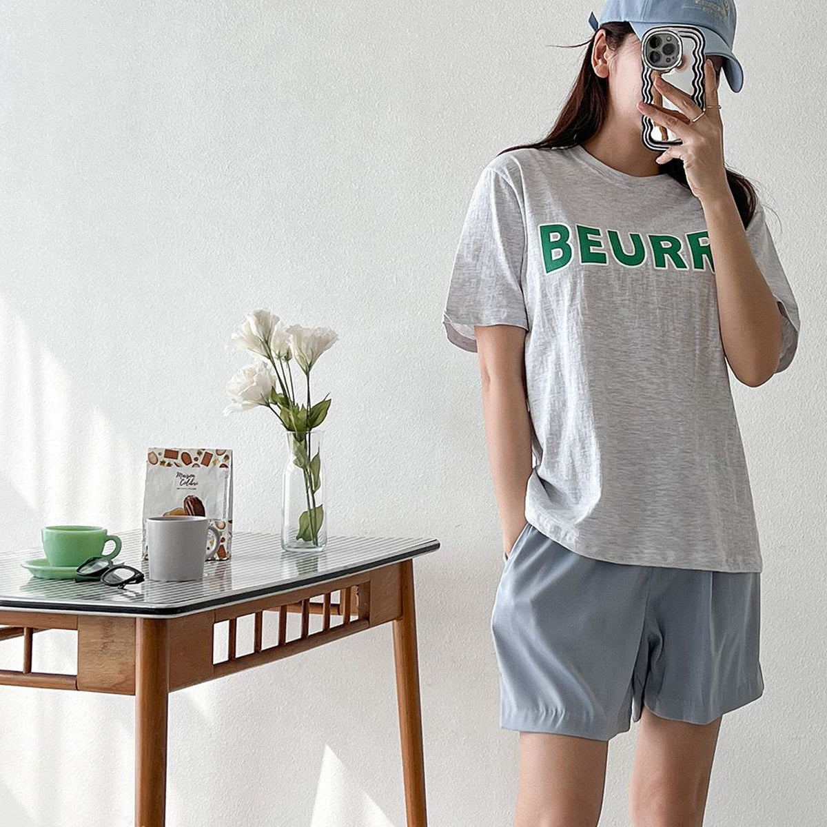 BEURRE Tシャツ【デイリープチプラ韓国ファッション通販 -クローバー